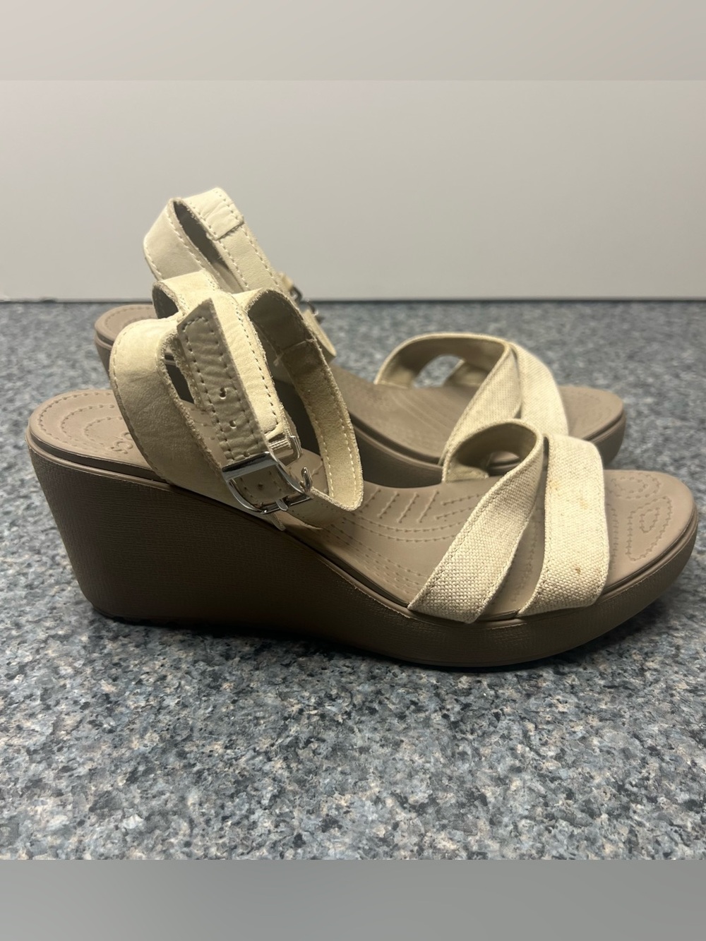 Crocs Leigh II Cross Strap Ankle Beige Wedge Sandals | Women's Size 9
